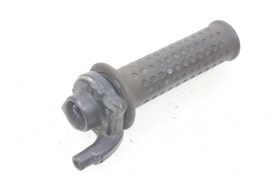 photo de MANOPOLE DELL'ACCELERATORE PIAGGIO X9 EVOLUTION 125 (2003 - 2007) - Zoom sullo stato d'uso