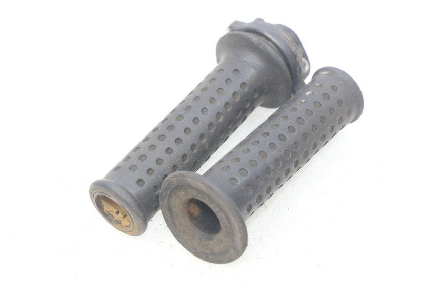 photo de MANOPOLE DELL'ACCELERATORE PIAGGIO X9 EVOLUTION 250 (2003 - 2007) - Altra angolazione