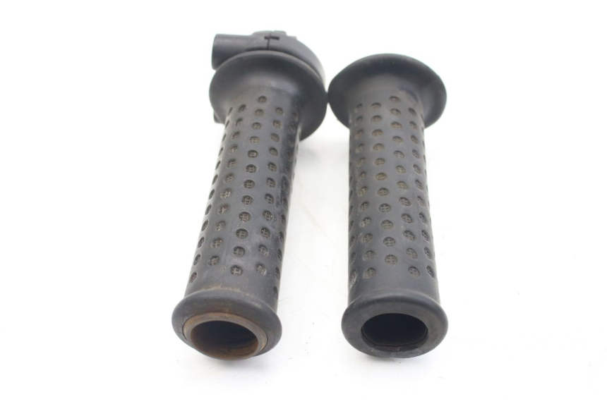 photo de MANOPOLE DELL'ACCELERATORE PIAGGIO X9 EVOLUTION 500 (2003 - 2005) - Altra angolazione