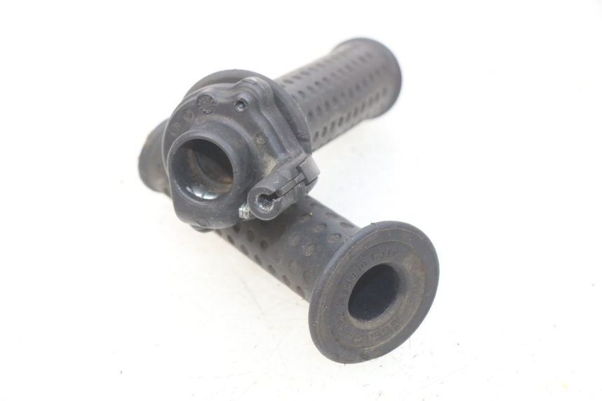 photo de MANOPOLE DELL'ACCELERATORE PIAGGIO X9 EVOLUTION 125 (2003 - 2007) - Dettaglio del componente