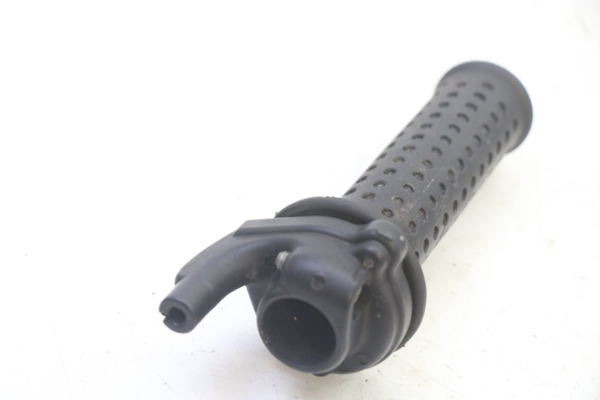 photo de MANOPOLE DELL'ACCELERATORE PIAGGIO X9 EVOLUTION 125 (2003 - 2007) - Zoom sullo stato d'uso