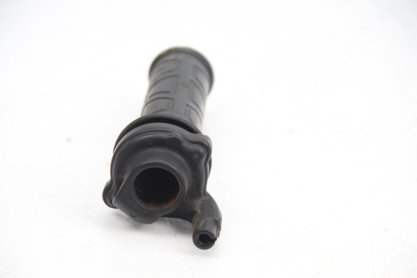 photo de MANOPOLE DELL'ACCELERATORE PIAGGIO XEVO - X EVO 125 (2007 - 2017) - Altra angolazione