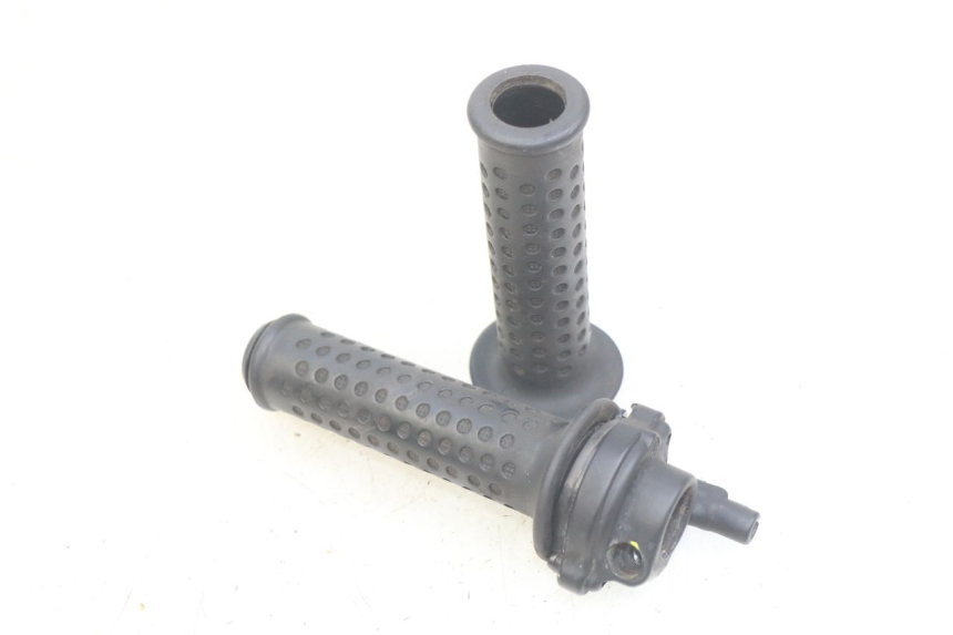 photo de MANOPOLE DELL'ACCELERATORE PIAGGIO XEVO - X EVO 125 (2007 - 2017) - Vista principale