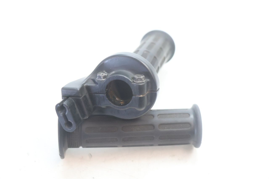 photo de ACCELERATORE HONDA XLV VARADERO 125 (2007 - 2012) - Zoom sullo stato d'uso