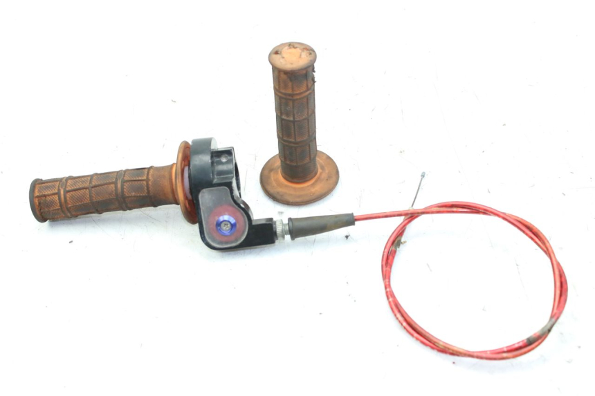 photo de MANOPOLE DELL'ACCELERATORE ZHEJIANG XMOTOS XB-81 50 - Vista principale