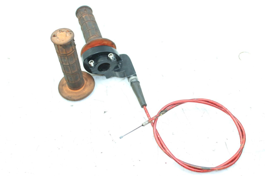 photo de MANOPOLE DELL'ACCELERATORE ZHEJIANG XMOTOS XB-81 50 - Dettaglio del componente