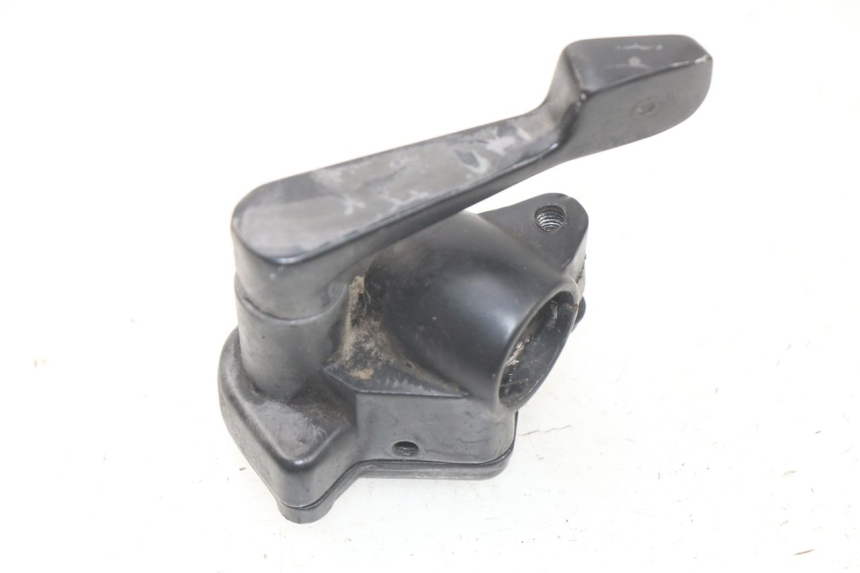 photo de Manopola dell'acceleratore SHINERAY XY150STE 150 - Zoom sullo stato d'uso