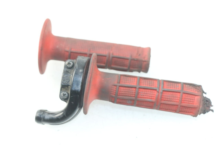 photo de ACCELERATORE YAMAHA YZ-F YZF 250 (2014 - 2018) - Dettaglio del componente