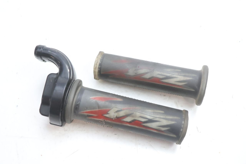 photo de ACCELERATORE YAMAHA YZF R GENESIS 750 (1993 - 1998) - Vista principale