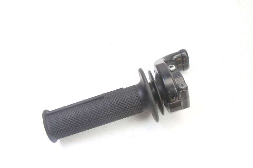 photo de ACCELERATORE YAMAHA YZF YZ-F 450 (2014 - 2016) - Altra angolazione