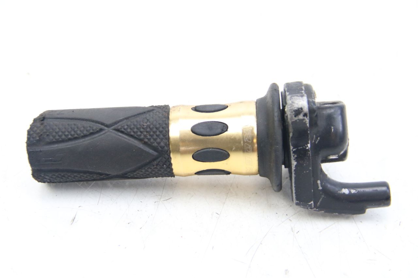 photo de MANOPOLE DELL'ACCELERATORE PIAGGIO ZIP 2T 50 (2009 - 2019) - Zoom sullo stato d'uso