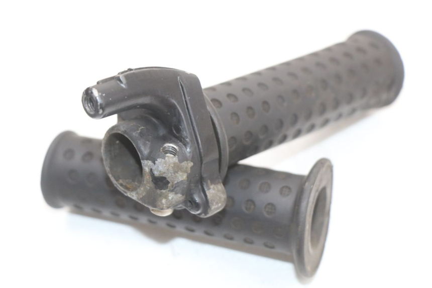 photo de MANOPOLE DELL'ACCELERATORE PIAGGIO ZIP 2T 50 (2009 - 2019) - Primo piano tecnico