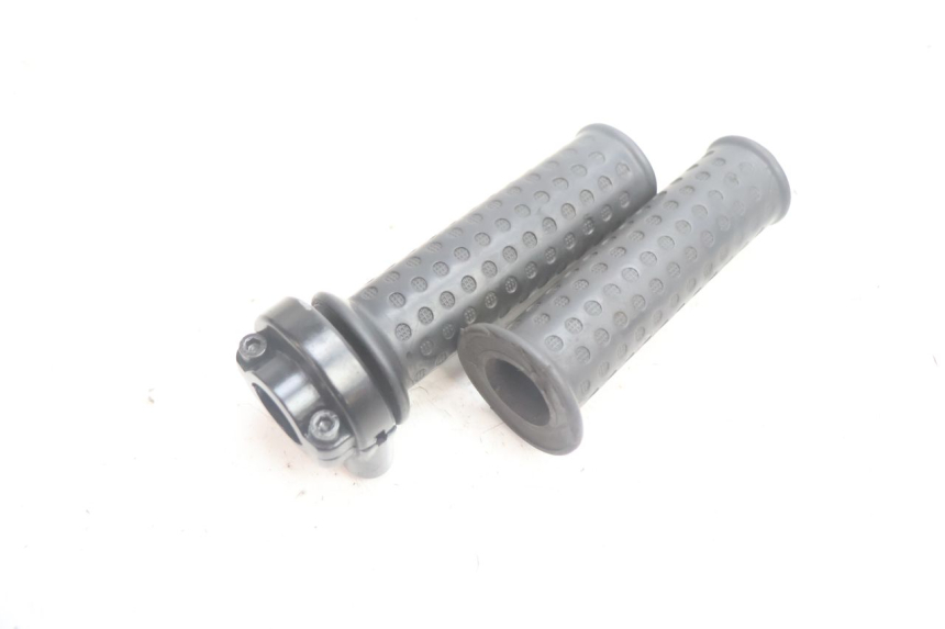 photo de ACCELERATORE PIAGGIO ZIP IGET 4T 50 (2021 - 2023) - Dettaglio del componente