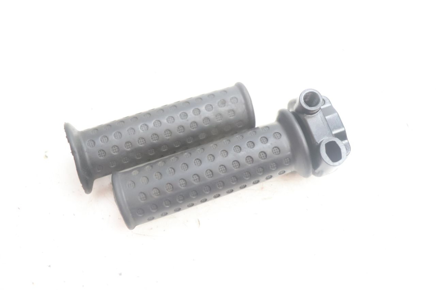 photo de ACCELERATORE PIAGGIO ZIP IGET 4T 50 (2021 - 2023) - Altra angolazione