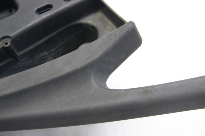 photo de MANIGLIA POSTERIORE APRILIA ATLANTIC 500 (2002 - 2003) - Primo piano ad alta risoluzione