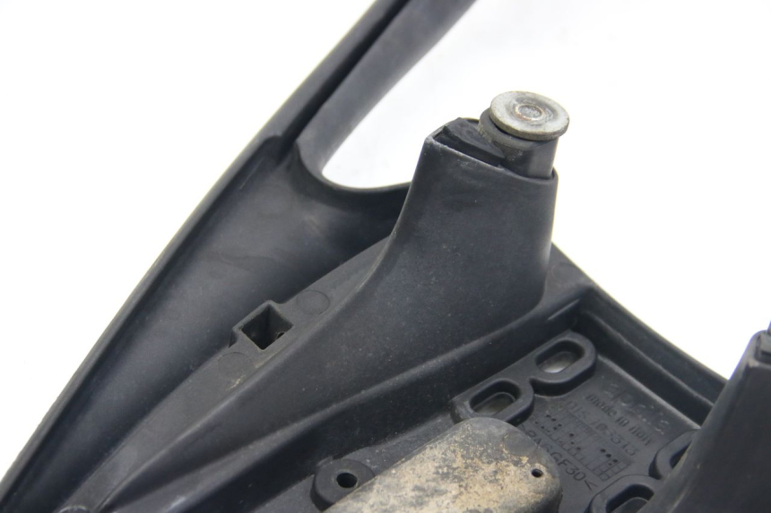 photo de MANIGLIA POSTERIORE APRILIA ATLANTIC 500 (2002 - 2003) - Marcature e riferimenti originali