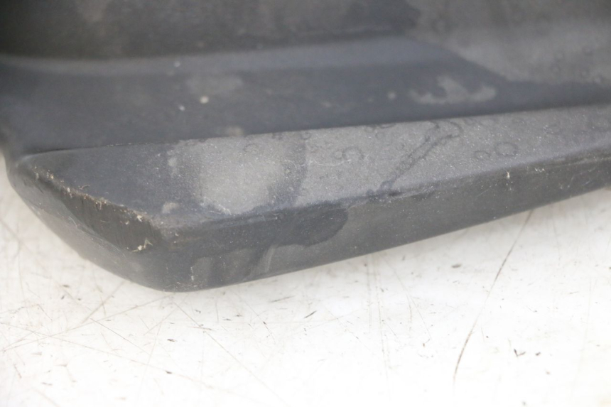 photo de MANIGLIA POSTERIORE MBK BOOSTER SPIRIT NAKED 50 (2004 - 2017) - Stato della superficie e materiale