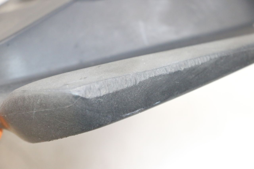 photo de MANIGLIA POSTERIORE MBK BOOSTER SPIRIT NAKED 50 (2004 - 2017) - Zoom sullo stato d'uso