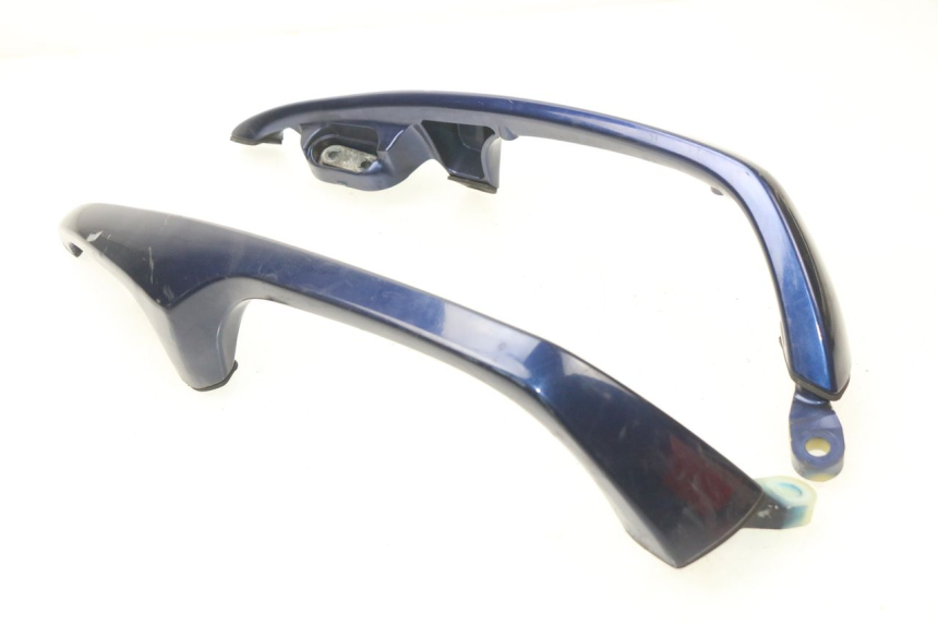 photo de MANIGLIA POSTERIORE SUZUKI BURGMAN 650 (2002 - 2004) - Vista principale