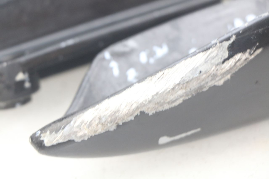 photo de MANIGLIA POSTERIORE SUZUKI BURGMAN 125 (2007 - 2014) - Altra angolazione