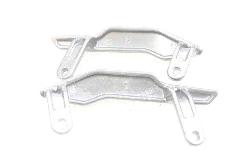 photo de MANIGLIA POSTERIORE ORCAL CAVARO 4T 50 (2019 - 2023) - Dettaglio del componente