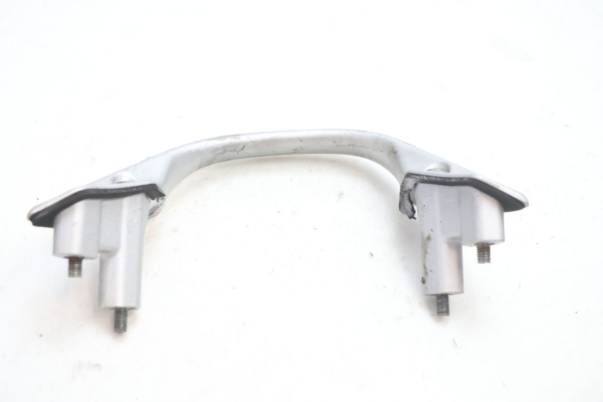 photo de MANIGLIONE HONDA CB F HORNET 600 (2005 - 2006) - Dettagli dei punti di fissaggio