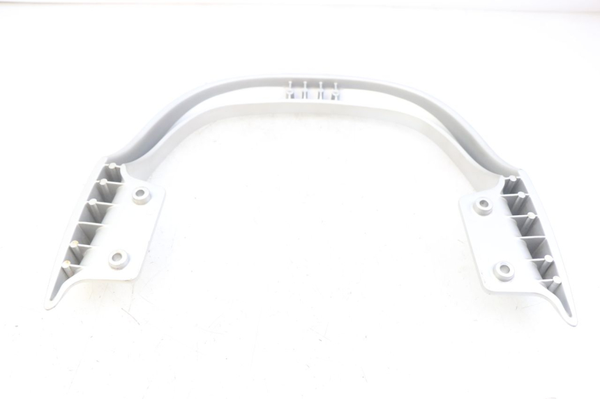 photo de MANIGLIA POSTERIORE PEUGEOT CITYSTAR AIR 125 (2014 - 2017) - Zoom sullo stato d'uso