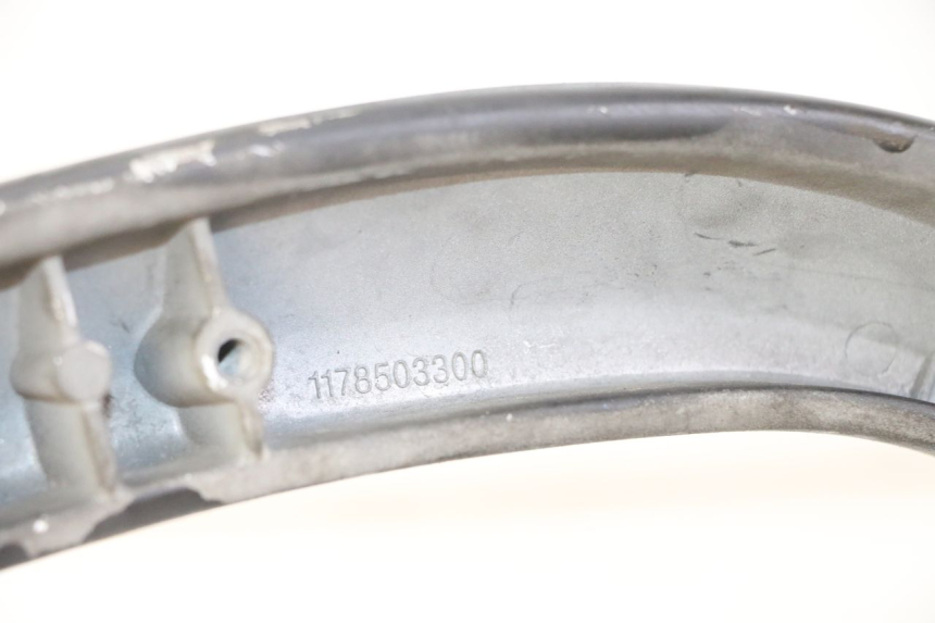 photo de MANIGLIA POSTERIORE PEUGEOT CITYSTAR 50 (2013 - 2017) - Zoom sullo stato d'uso