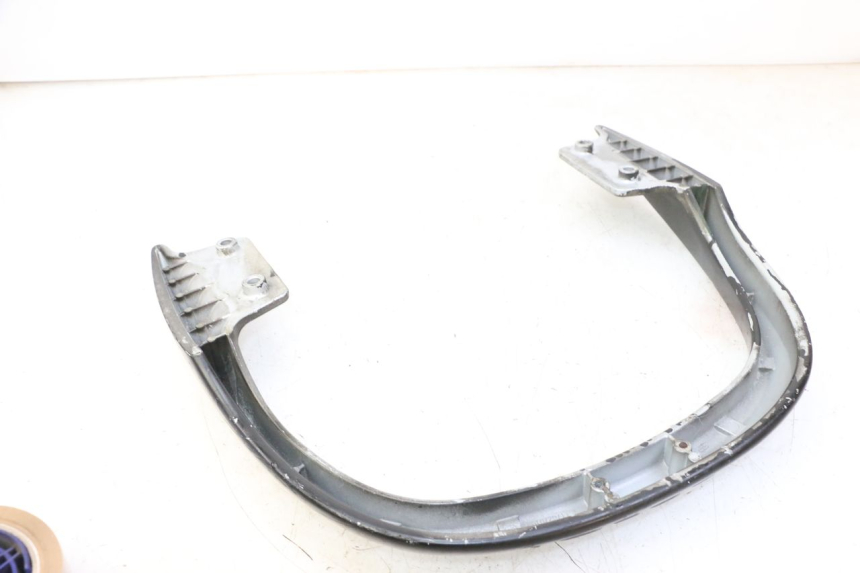 photo de MANIGLIA POSTERIORE PEUGEOT CITYSTAR 50 (2013 - 2017) - Dettaglio del componente