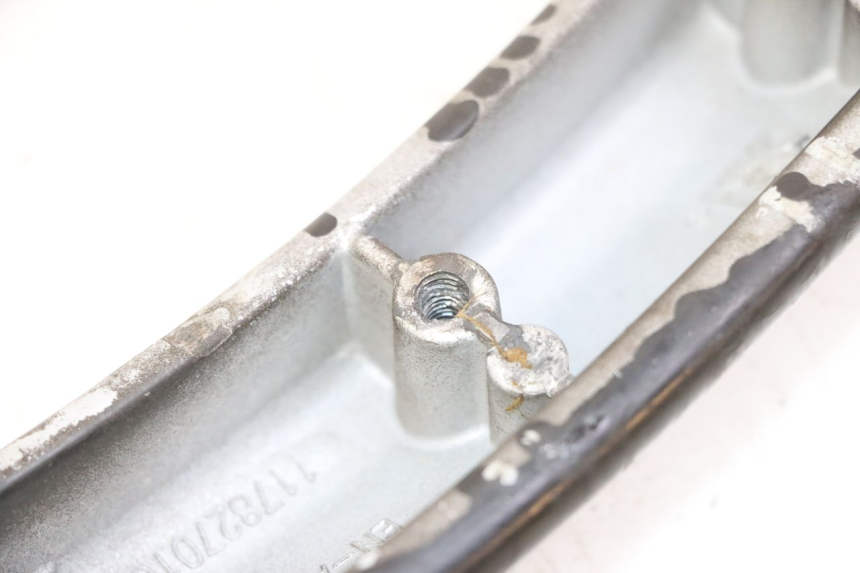 photo de MANIGLIA POSTERIORE PEUGEOT CITYSTAR 50 (2013 - 2017) - Altra angolazione