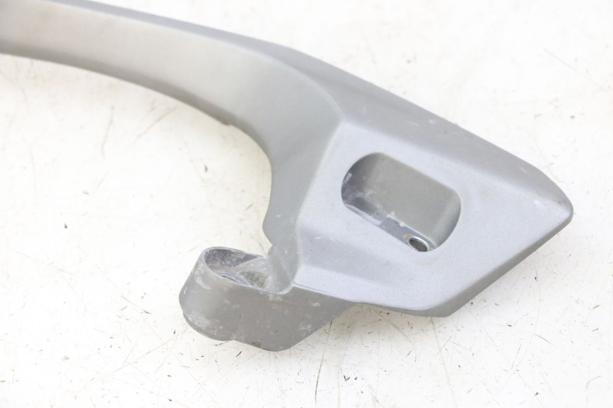 photo de MANIGLIONE DESTRO SYM JOYMAX 125 (2010 - 2017) - Stato della superficie e materiale