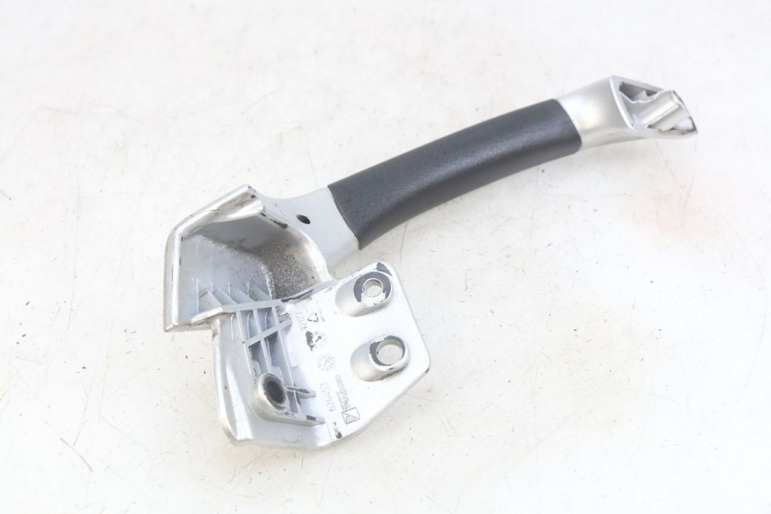 photo de MANIGLIA POSTERIORE DESTRA PIAGGIO MP3 LT 400 (2007 - 2012) - Altra angolazione