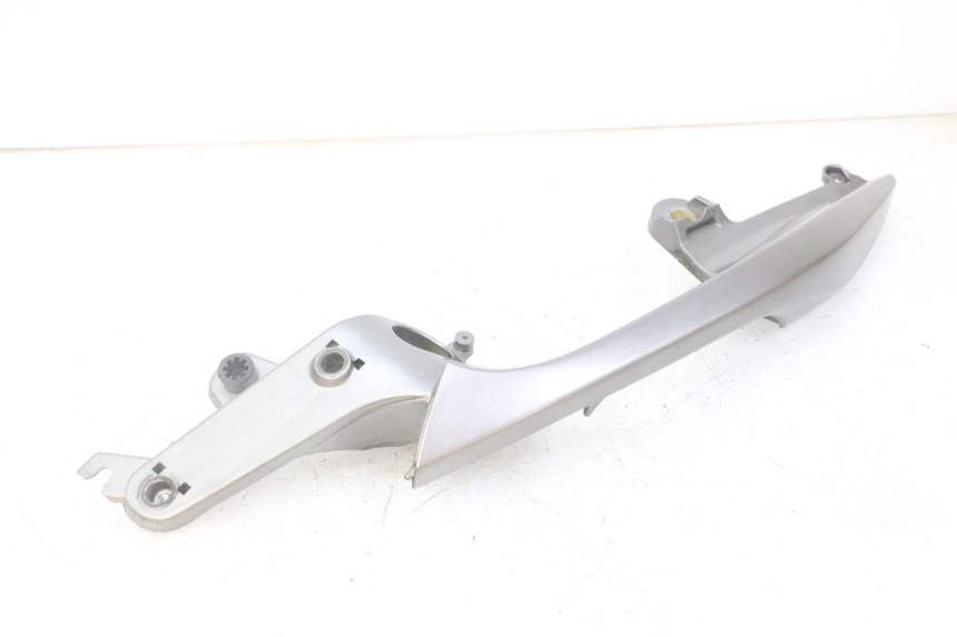 photo de MANIGLIONE DESTRO HONDA NTV DEAUVILLE ABS 700 (2007 - 2016) - Stato della superficie e materiale