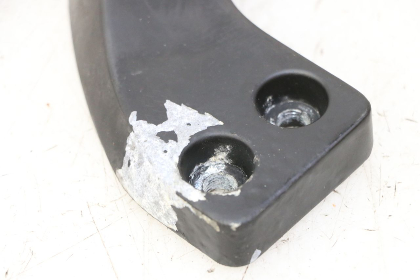 photo de MANIGLIA POSTERIORE DESTRA MAG POWER R-STREET 50 (2016 - 2025) - Altra angolazione