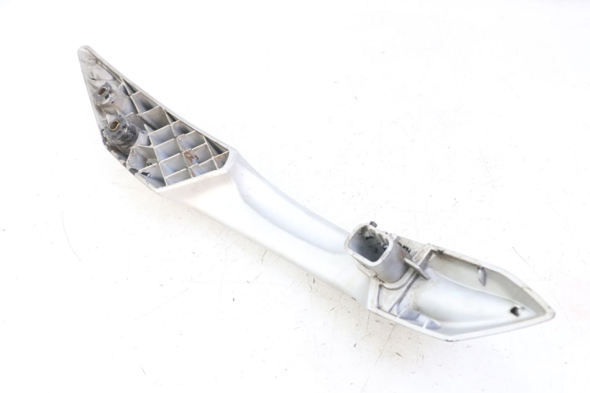 photo de MANIGLIONE DESTRO PEUGEOT SATELIS 125 (2013 - 2018) - Zoom sullo stato d'uso