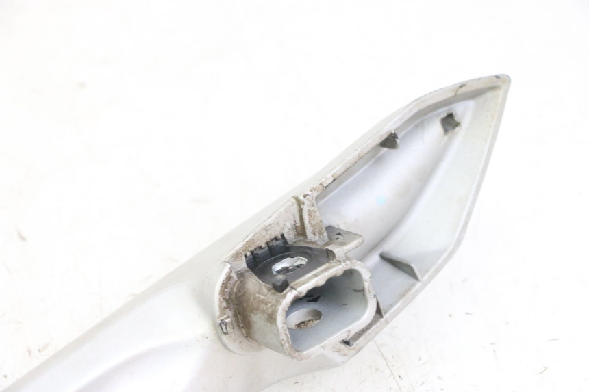 photo de MANIGLIONE DESTRO PEUGEOT SATELIS 125 (2013 - 2018) - Altra angolazione