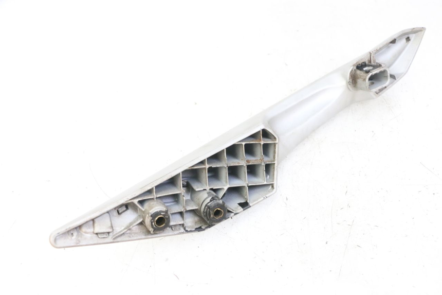 photo de MANIGLIONE DESTRO PEUGEOT SATELIS 125 (2013 - 2018) - Vista d'insieme del prodotto