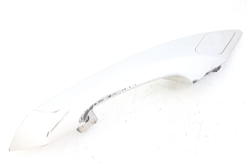 photo de MANIGLIONE DESTRO PEUGEOT SATELIS 125 (2013 - 2018) - Stato della superficie e materiale