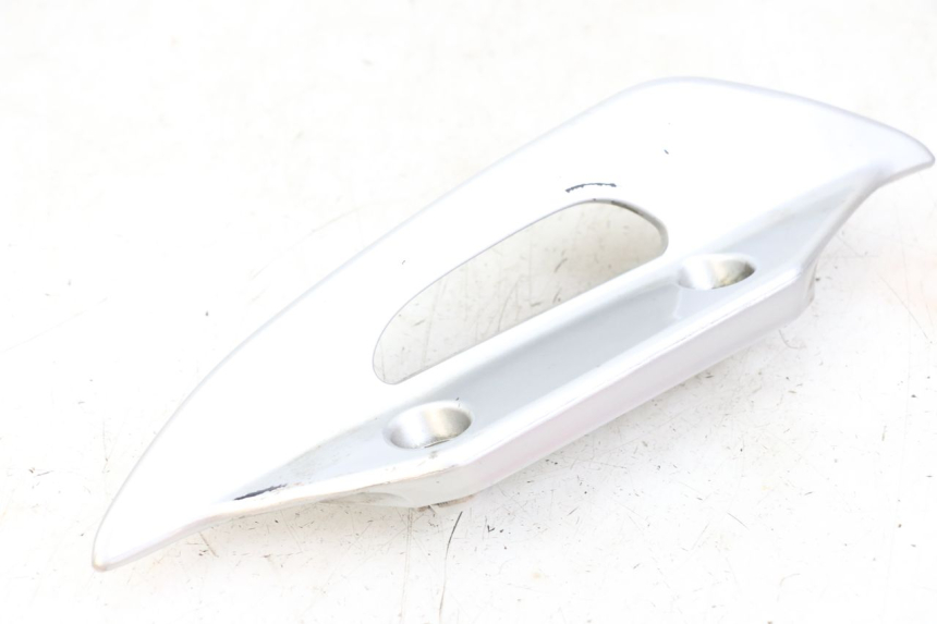 photo de MANIGLIA POSTERIORE DESTRA SUZUKI BURGMAN 125 (2007 - 2014) - Primo piano tecnico