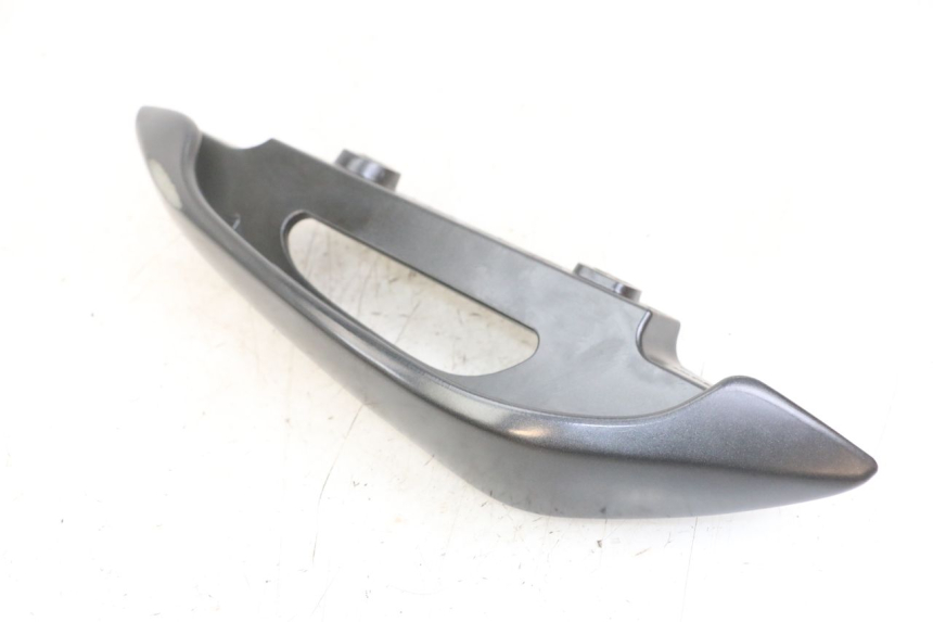 photo de MANIGLIONE DESTRO SUZUKI BURGMAN 125 (2018 - 2021) - Dettaglio del componente