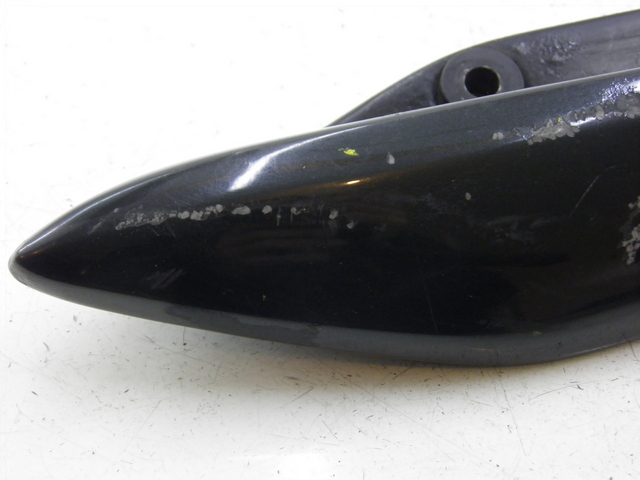 photo de MANOPOLE POSTERIORE DESTRA SUZUKI UH BURGMAN 125 (2002 - 2006) - Primo piano tecnico