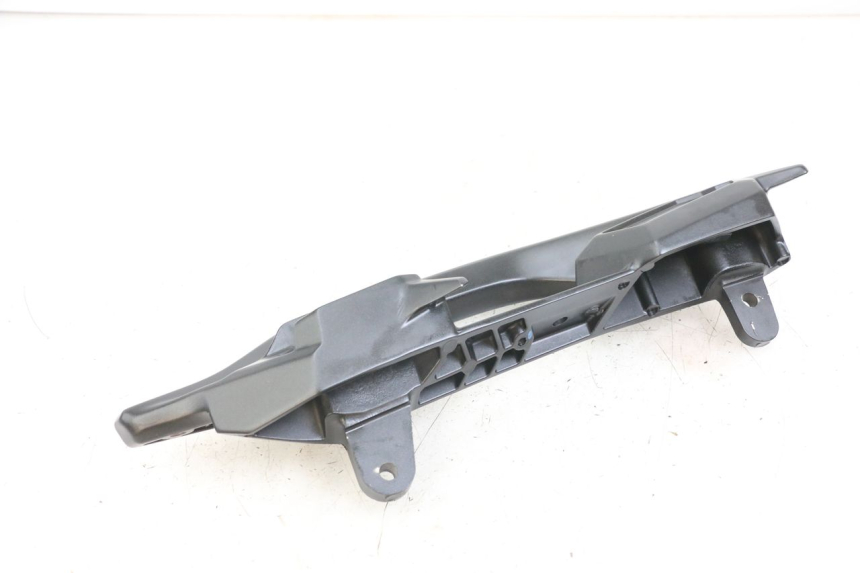 photo de MANIGLIA POSTERIORE DESTRA KAWASAKI VERSYS ABS 650 (2015 - 2018) - Stato della superficie e materiale