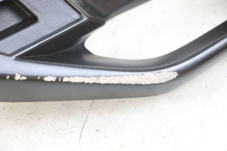 photo de MANIGLIA POSTERIORE DESTRA KAWASAKI VERSYS ABS 650 (2015 - 2018) - Marcature e riferimenti originali