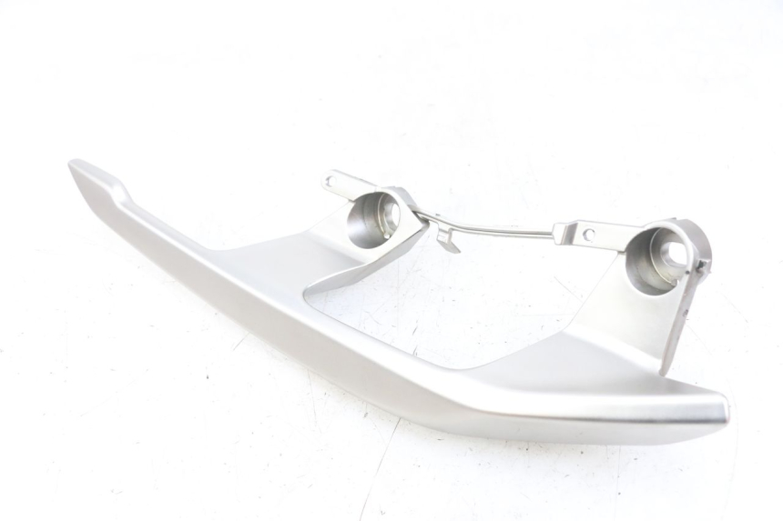 photo de MANIGLIA POSTERIORE DESTRA YAMAHA XMAX X-MAX ABS 125 (2017 - 2020) - Vista principale