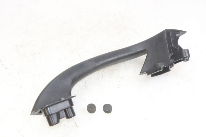 photo de MANIGLIA POSTERIORE DESTRA PIAGGIO X9 EVOLUTION 125 (2003 - 2007) - Primo piano tecnico