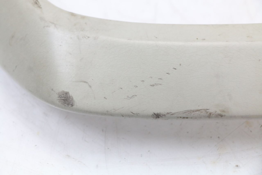 photo de MANIGLIA POSTERIORE PEUGEOT ELYSTAR 50 (2002 - 2014) - Stato della superficie e materiale