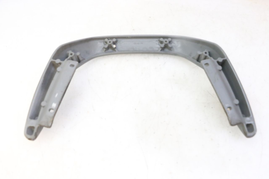 photo de MANIGLIA POSTERIORE PEUGEOT ELYSTAR 50 (2002 - 2014) - Dettagli dei punti di fissaggio