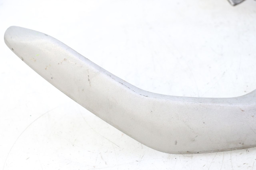 photo de MANIGLIA POSTERIORE PEUGEOT ELYSTAR 50 (2002 - 2014) - Zoom sullo stato d'uso