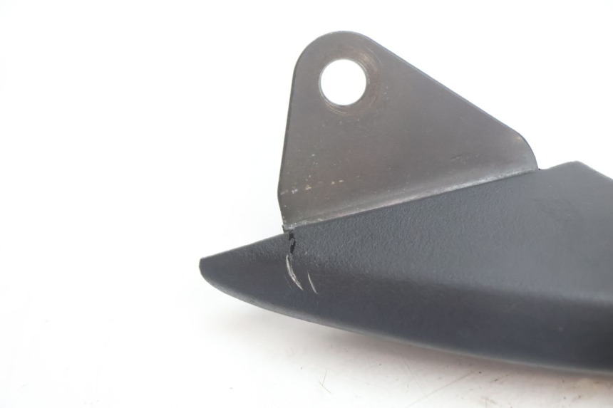 photo de MANIGLIONE KAWASAKI ER-6 ER6 N 650 (2005 - 2009) - Primo piano tecnico