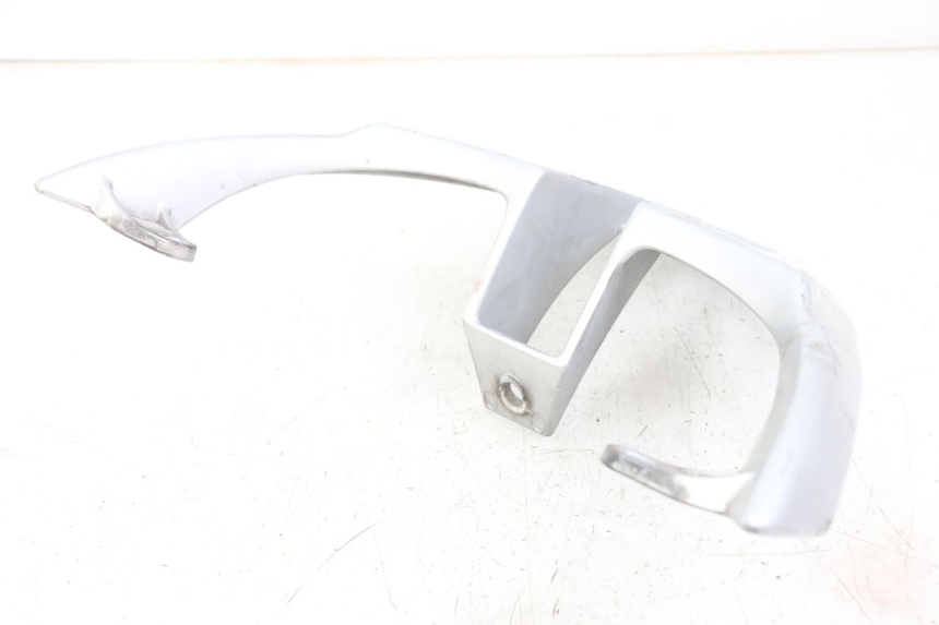 photo de MANIGLIA POSTERIORE SYM FIDDLE 2 50 (2008 - 2013) - Primo piano tecnico